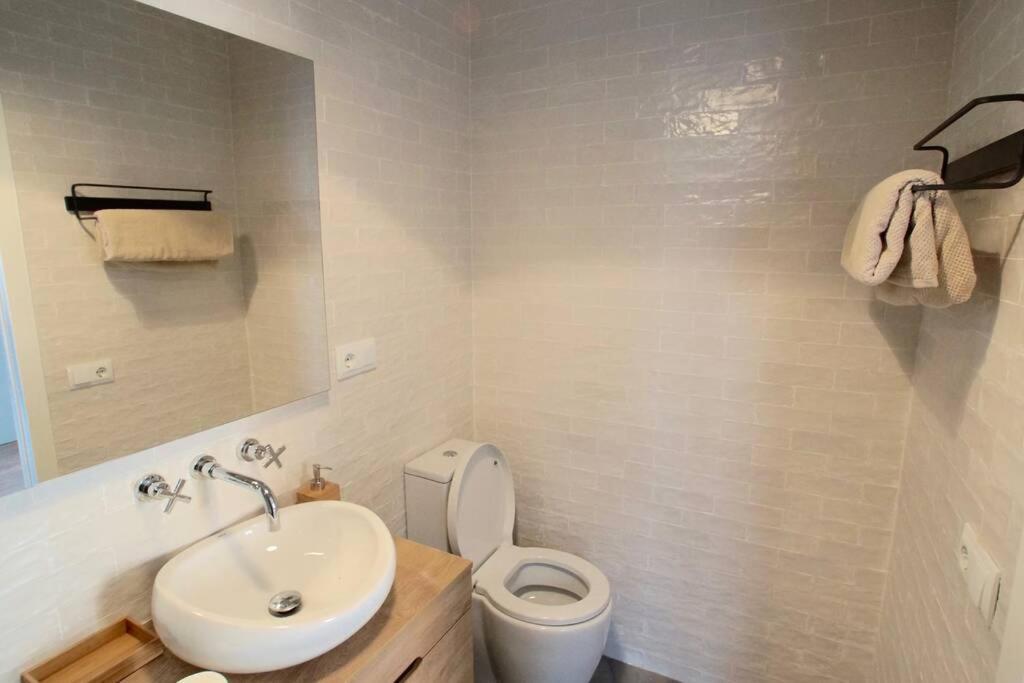 Lovely Flat Fira Mwc L'Hospitalet de Llobregat Exteriör bild